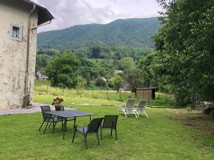 Apartament Au Bord Du Gave Laruns Zewnętrze zdjęcie